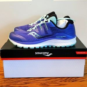 Girls Saucony RIDE ISO Shoes-New without tags